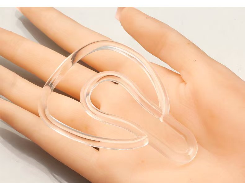 Sissy Pussy Clip Device
